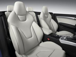 Audi RS5 Cabriolet 2012 года  (WW)